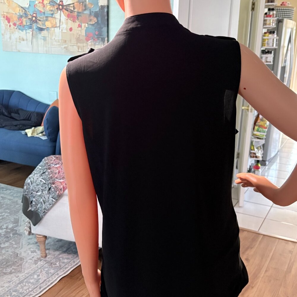 Black Sleeveless Top with front zipper Size XL - Picture 5 of 6